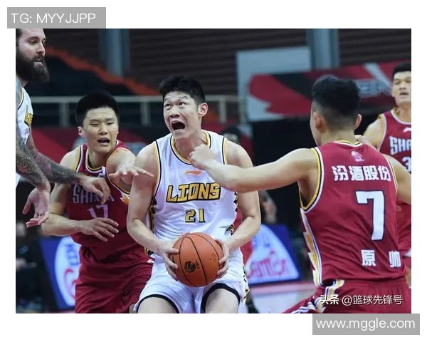 CBA精彩对决北京队与青岛队比赛回放全程回顾与精彩瞬间分析